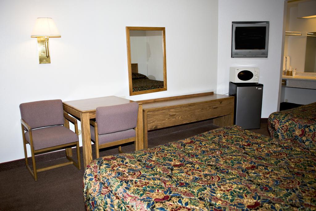 Econo Lodge Hurricane Zion Park Area Exterior foto
